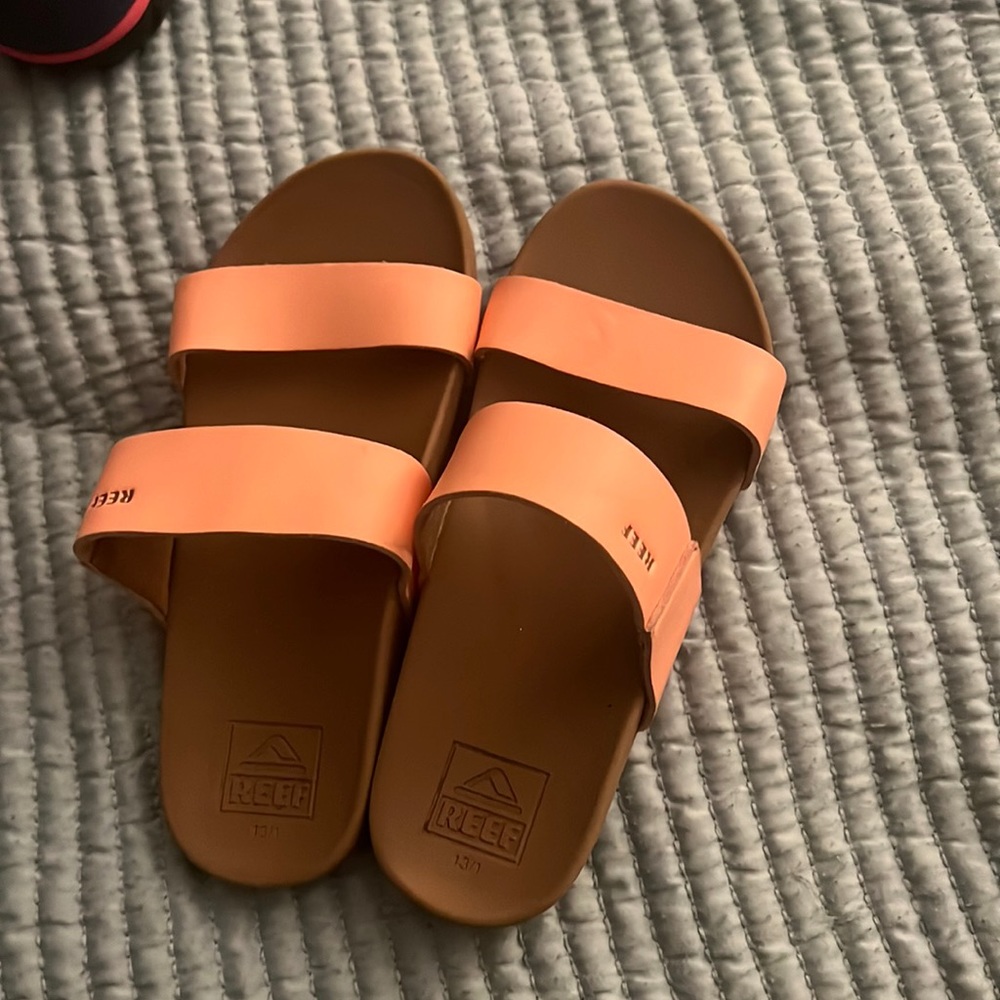 Reef slides